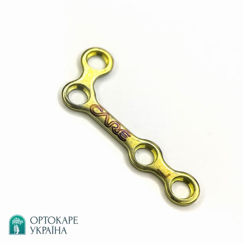 L- подібна пластина з 4 отворами, перемичка 9 мм, 110⁰, ліва товщина 1,0 мм